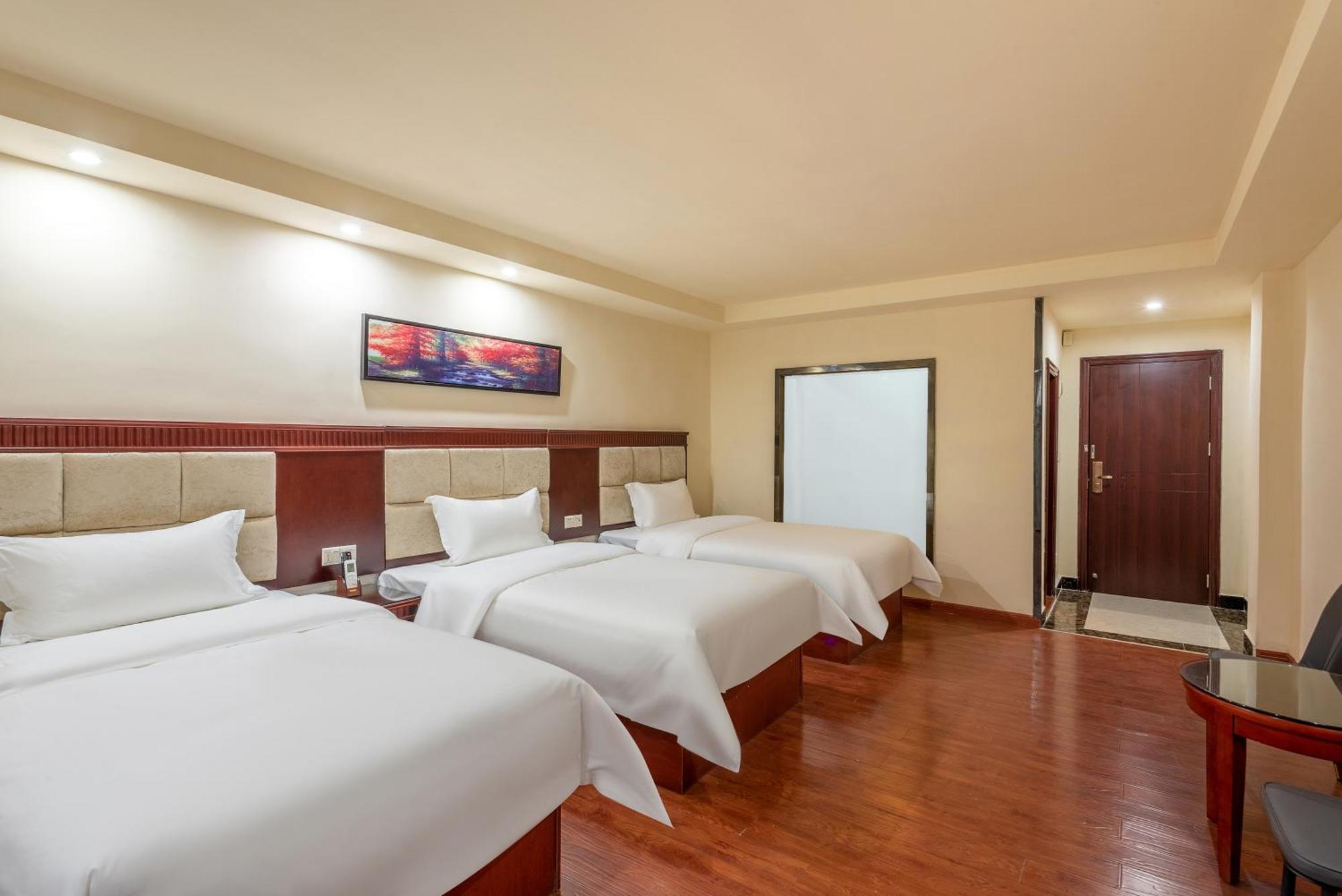Huahang Hotel - Guangzhou Baiyun International Airport - Free Airport Shuttle Bus Dış mekan fotoğraf