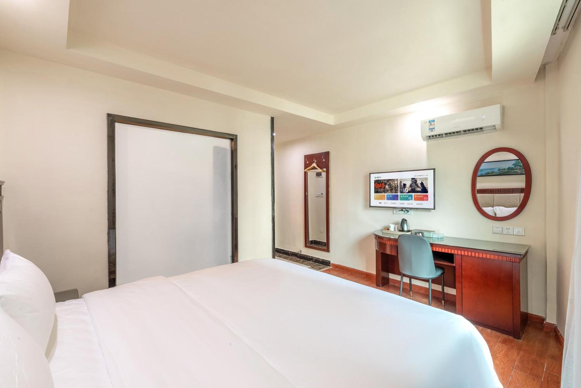 Huahang Hotel - Guangzhou Baiyun International Airport - Free Airport Shuttle Bus Dış mekan fotoğraf