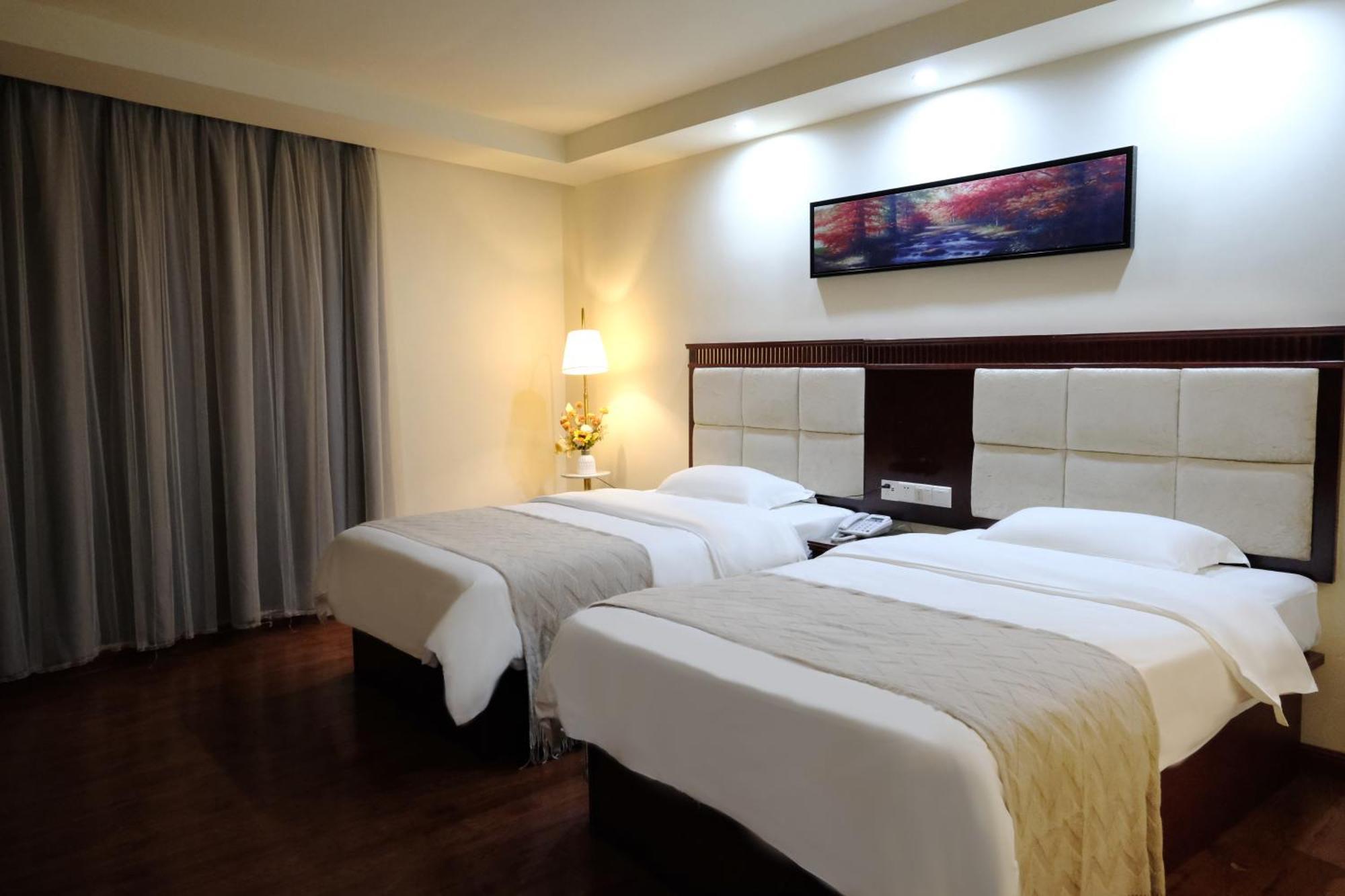 Huahang Hotel - Guangzhou Baiyun International Airport - Free Airport Shuttle Bus Dış mekan fotoğraf